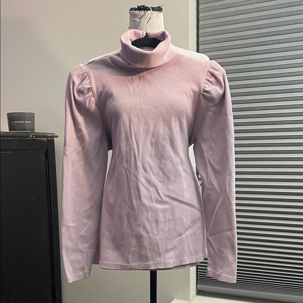 Ophelia Roe. Women's Lilac Ribbed Top - 1X